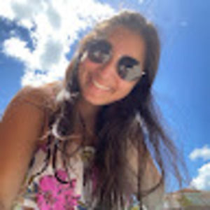 Meet your Posher, Loraine